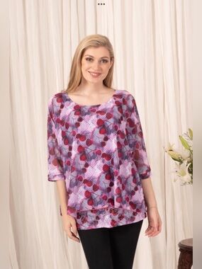 Miss Nikky Double-Layer 3/4 Sleeve Top